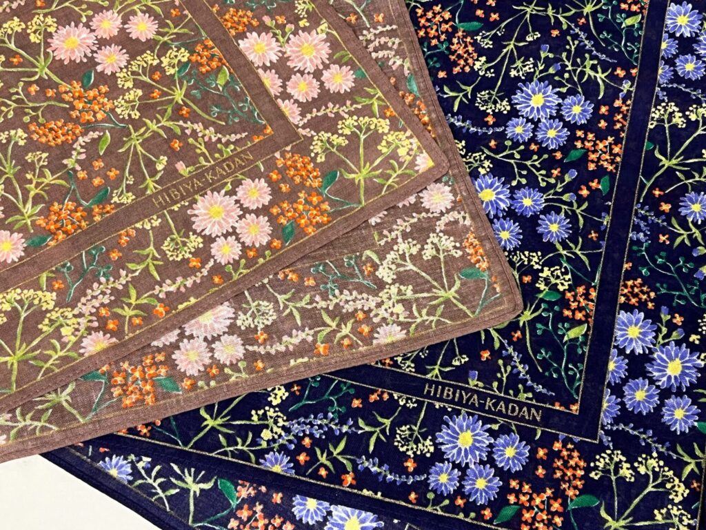 敬老の日向けフラワーギフト 日比谷花壇のデザイナーが描いた花柄