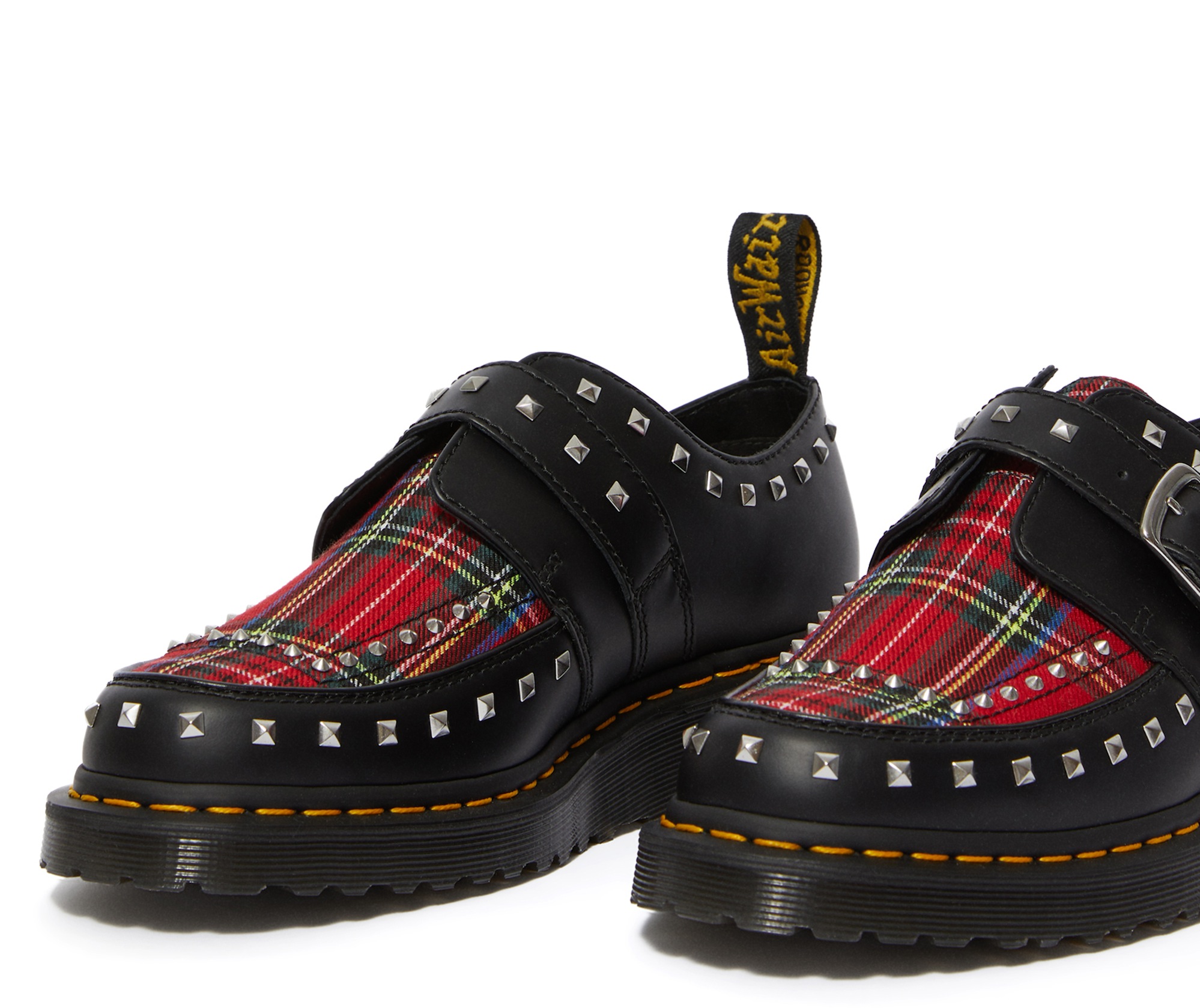 ドクターマーチン新コレクション3種のタータンチェックをプリント