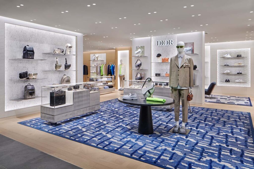 DIOR 伊勢丹新宿メンズがリニューアルオープン。限定の「サドル