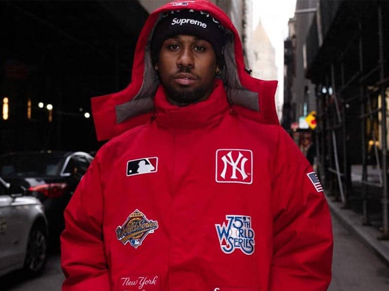 Supreme introduces the GORE-TEX jacket with MLB - HIGHXTAR.