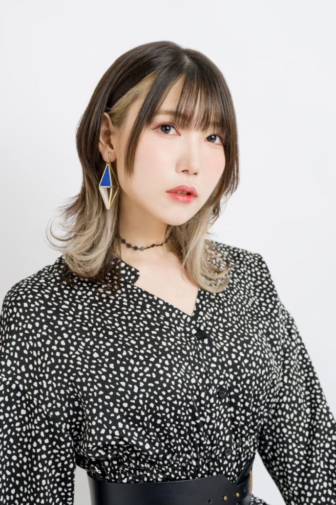 高橋李依デビュー10周年とバースデーを記念したキャラクターソング