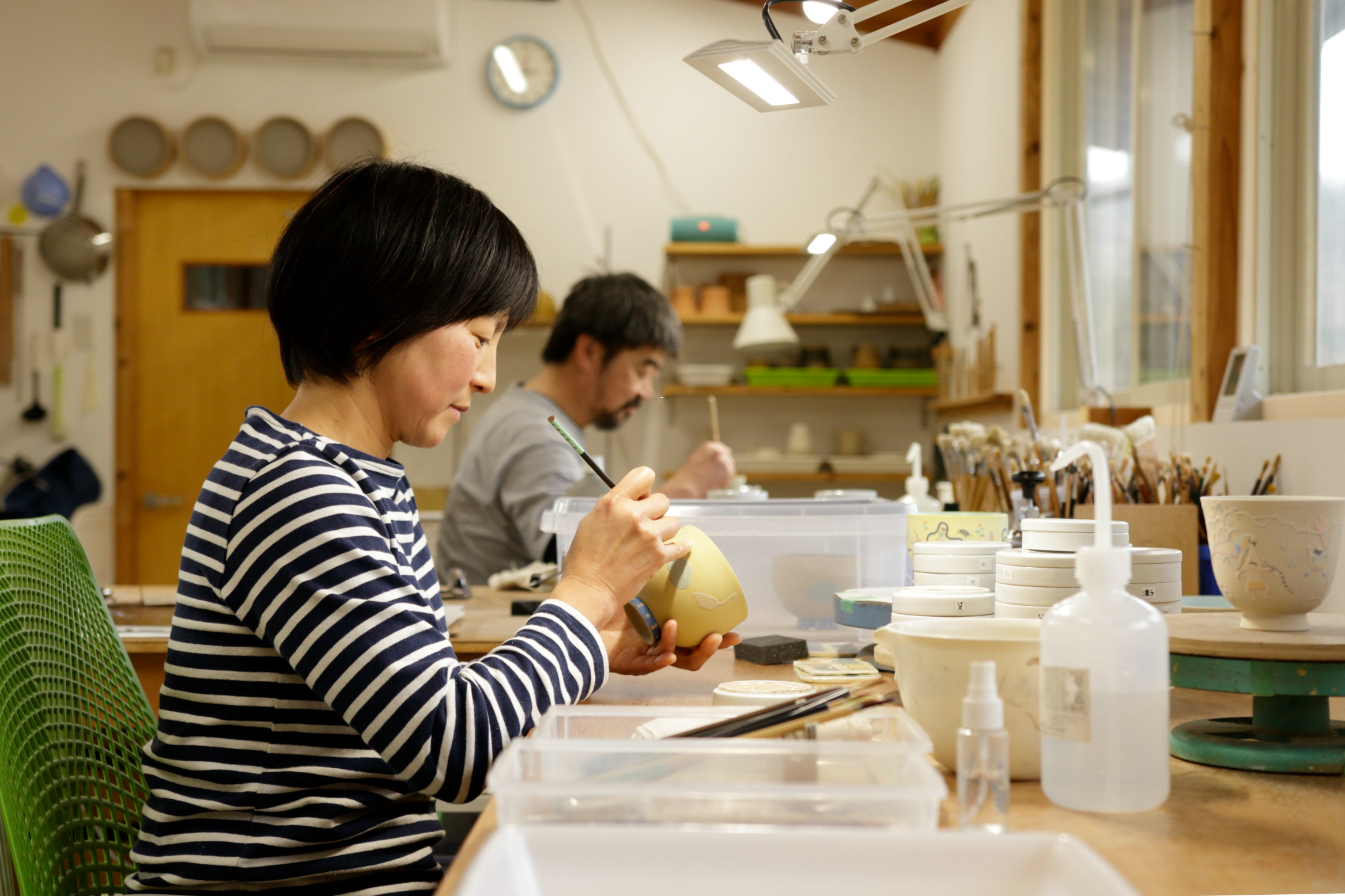 ロエベ」とのコラボも人気！スナ・フジタが陶芸でつくり出す生きもの