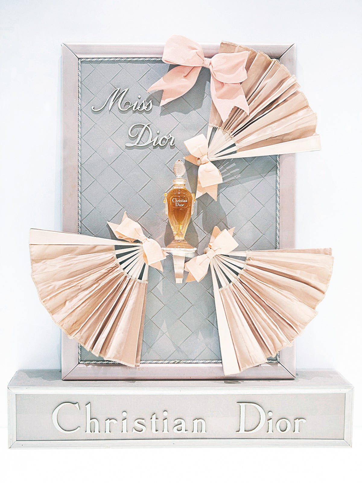 ミス ディオール ブルーミング ブーケが新たな装いで新登場！