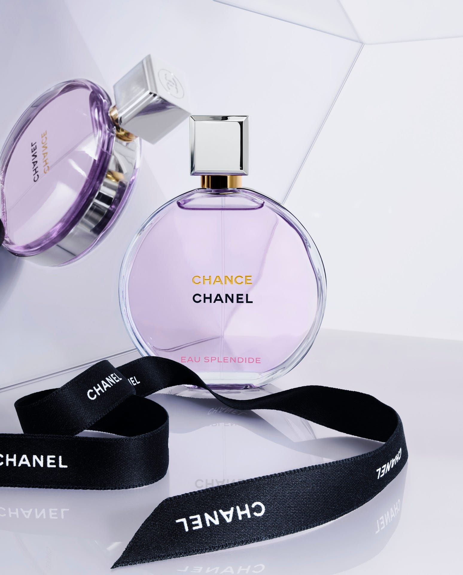 A Review of Chanel Chance Eau Splendide Perfume: A Fruity Floral