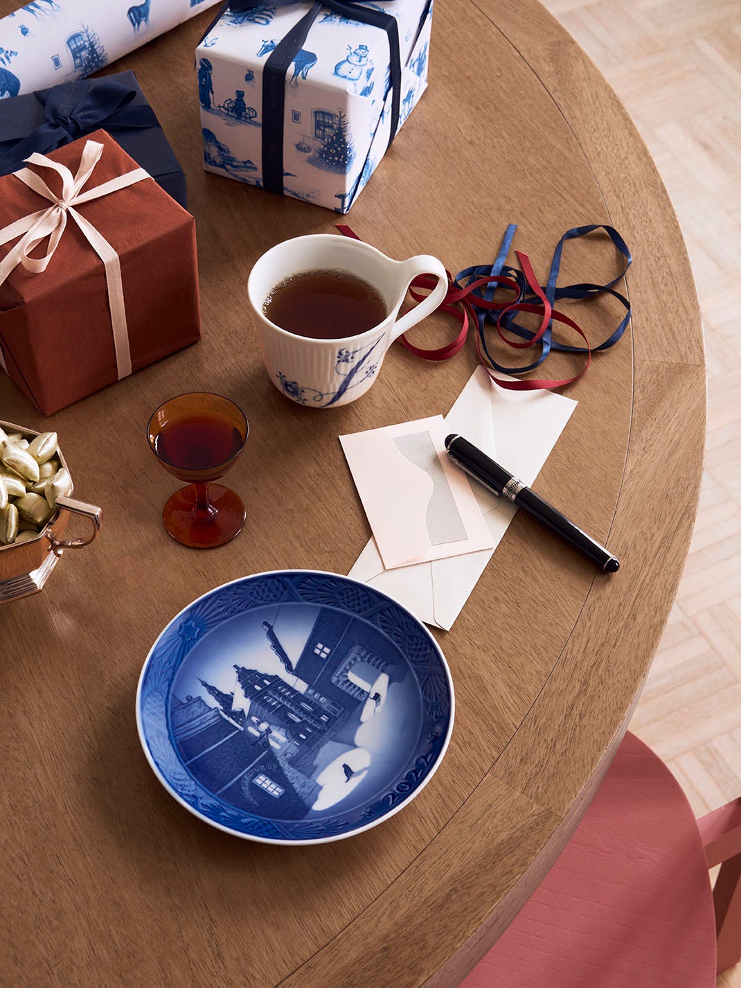 年代別】ロイヤル コペンハーゲンのイヤープレートが欲しい！特別な1枚