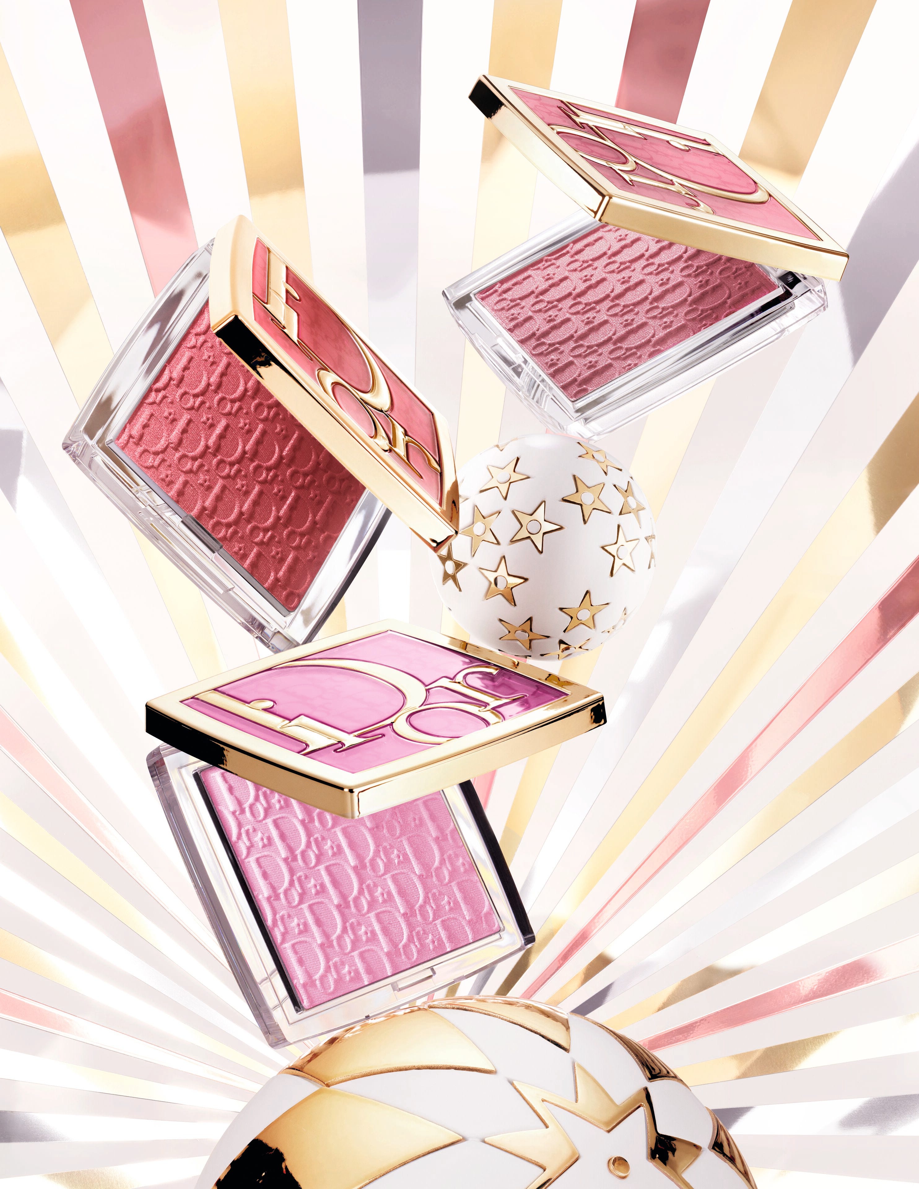 本日全国発売スタート！ 「ディオール」2025のホリデーメイクは、輝き