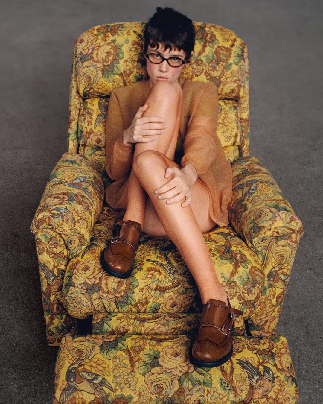 ミュウミュウ」と「チャーチ」がコラボ！ 自由なスピリットと伝統が