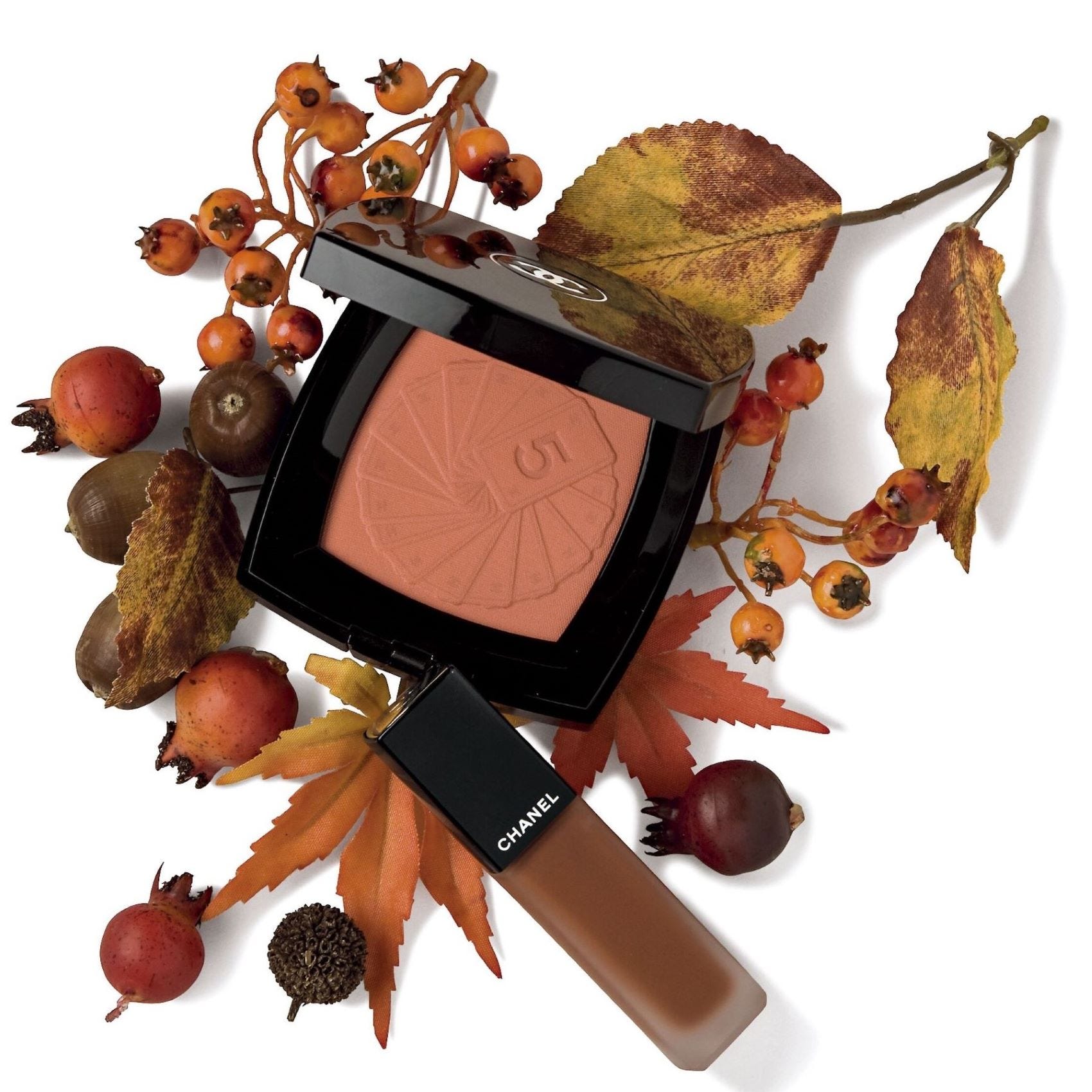 40代以降の肌に寄り添う秋の新色メイク｜オレンジやボルドーを味方に