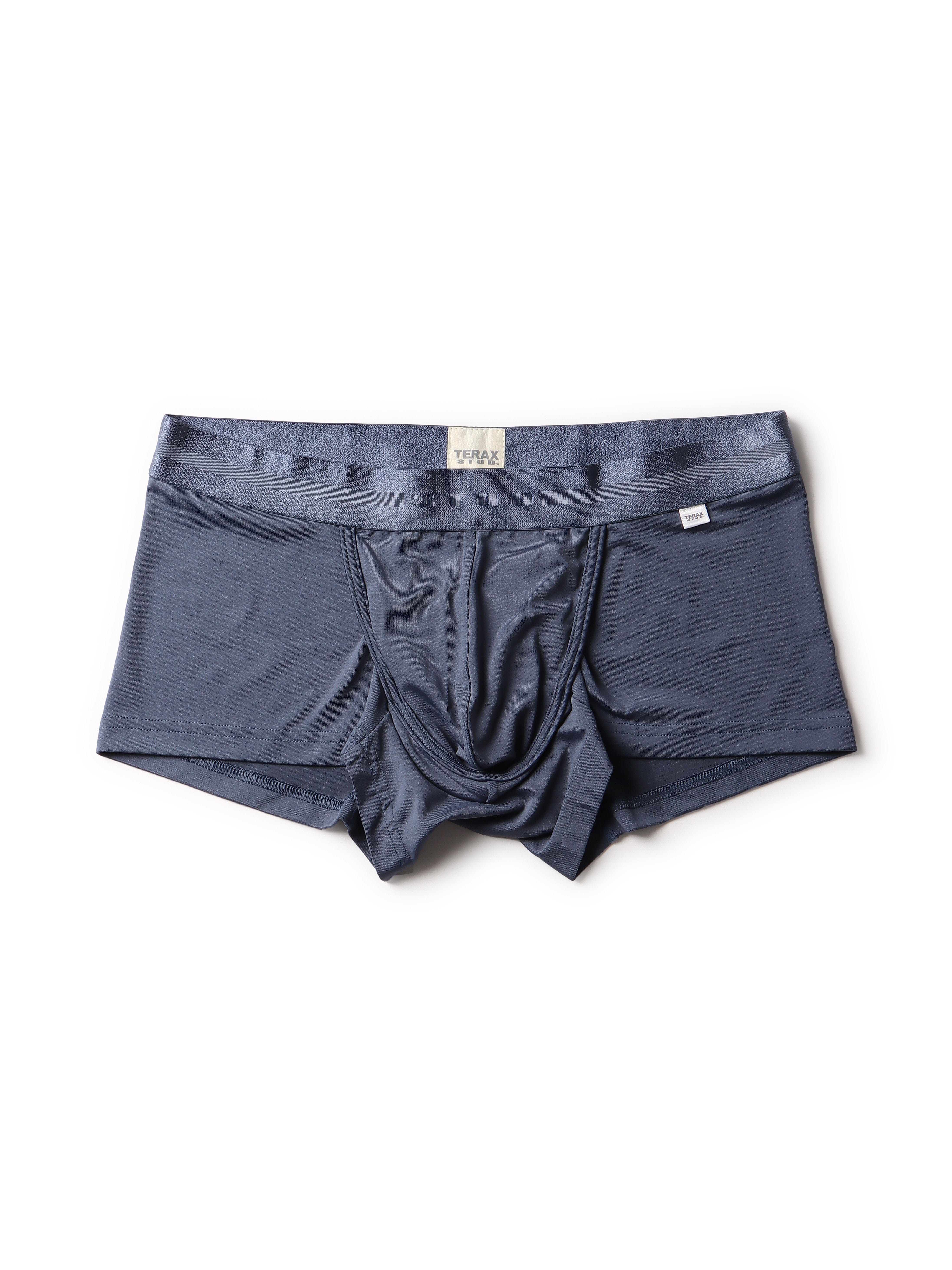 新感覚のはき心地！“分離型構造”のパンツ