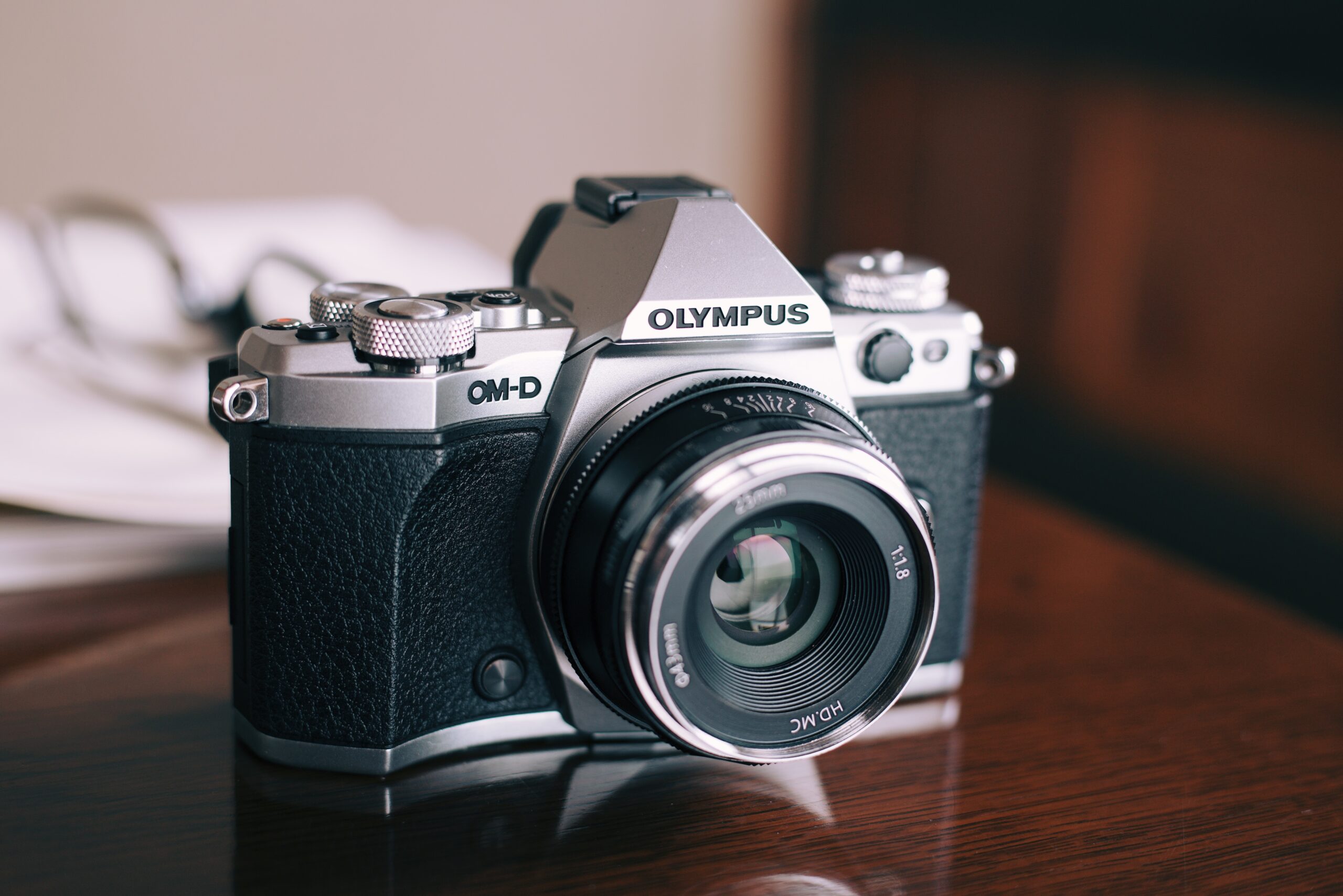OLYMPUS OM−D E−M5 Mark 2 ズームレンズキット 【公式通販】