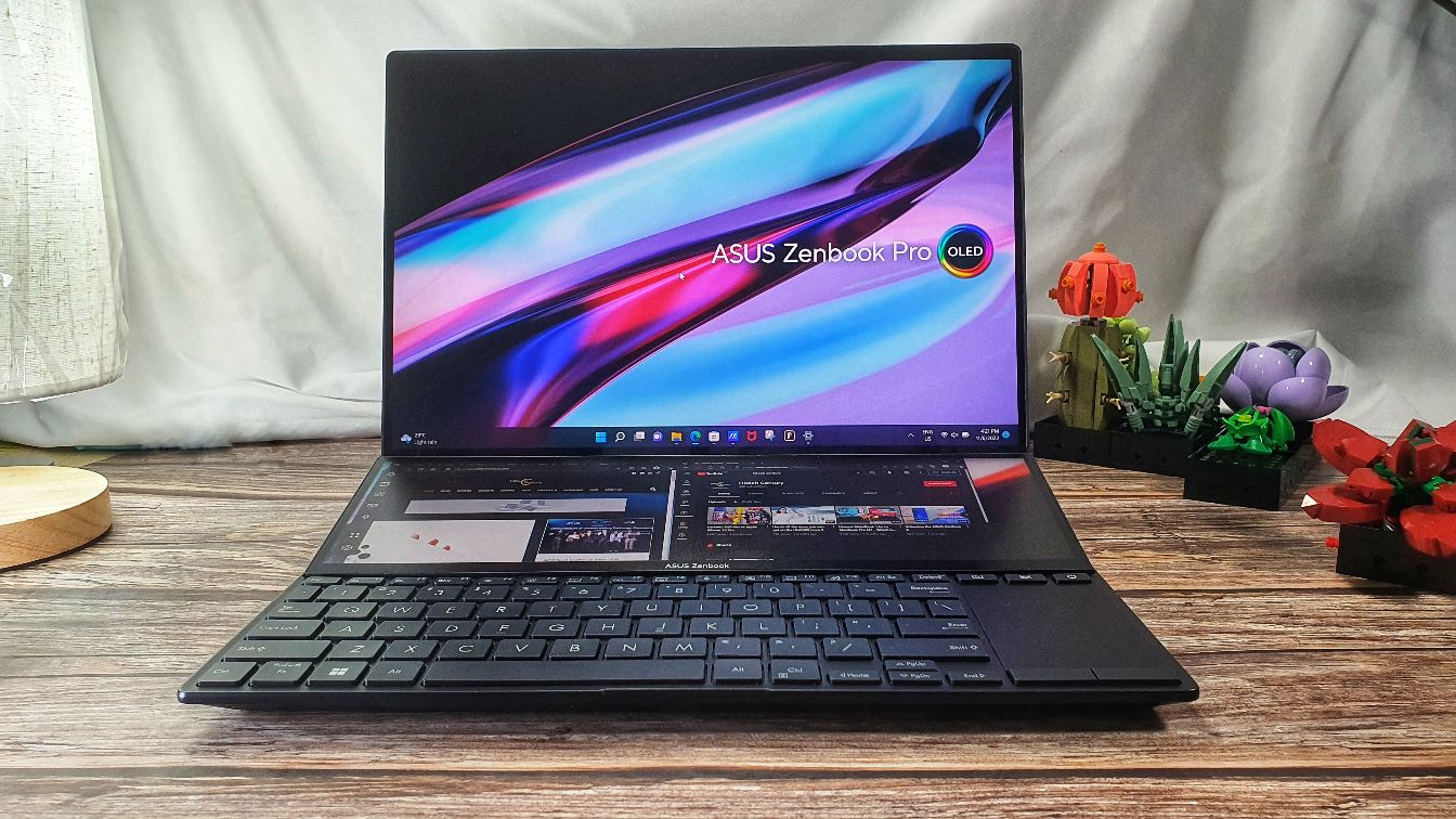 ASUS Zenbook Pro 14 Duo OLED review (UX8402) - Refined Dual Screen