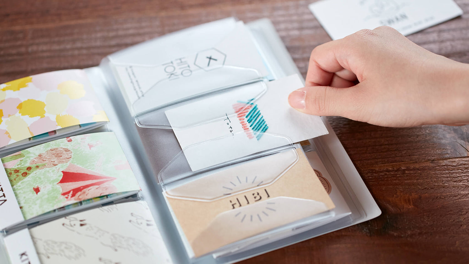 KITTA File（キッタファイル）24ポケット KIT-F24 スワン｜HITOTOKI