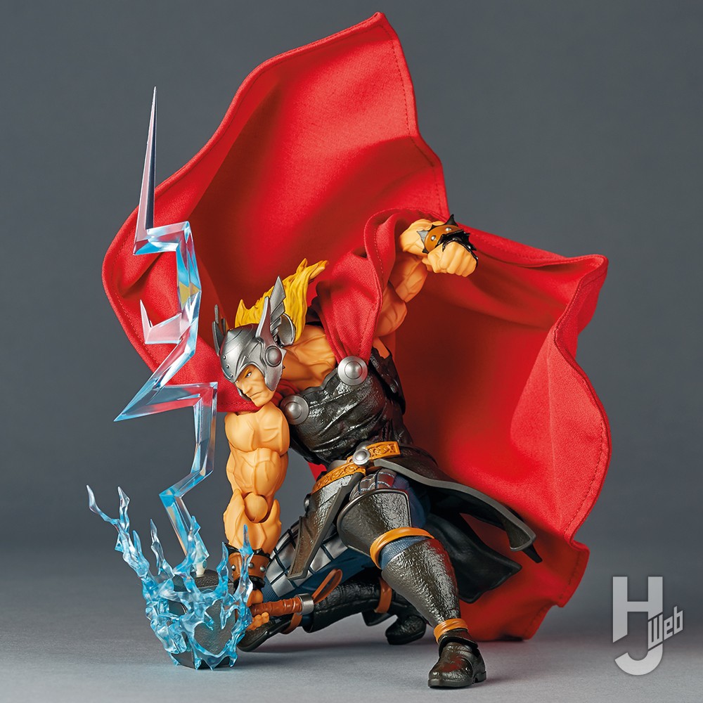 アメイジングヤマグチ最新作は雷神ソー＆キャットウーマン！ 海洋堂