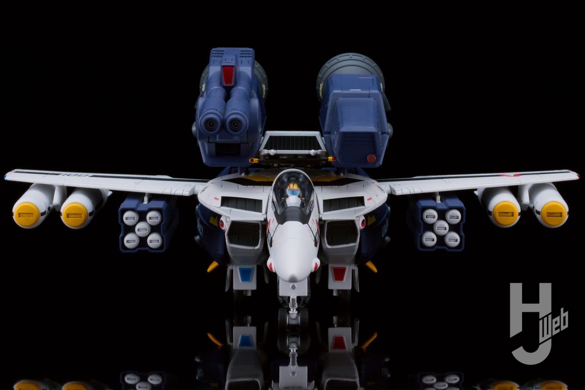 マックスファクトリー 1/72 バルキリーがストライクパックを装備