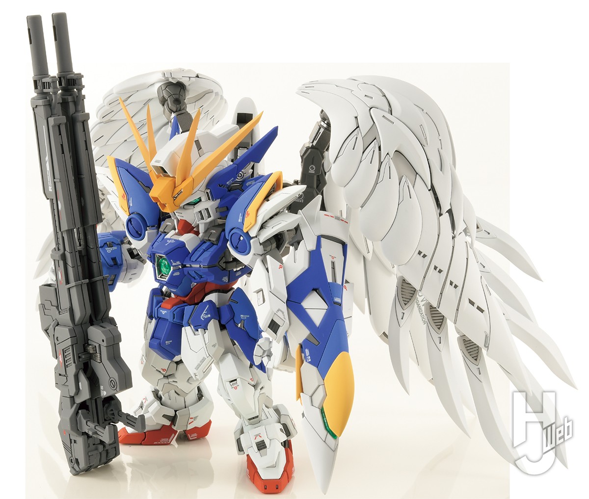 可変機構搭載の「MGSD ウイングガンダムゼロ EW」をシャープに、美しく