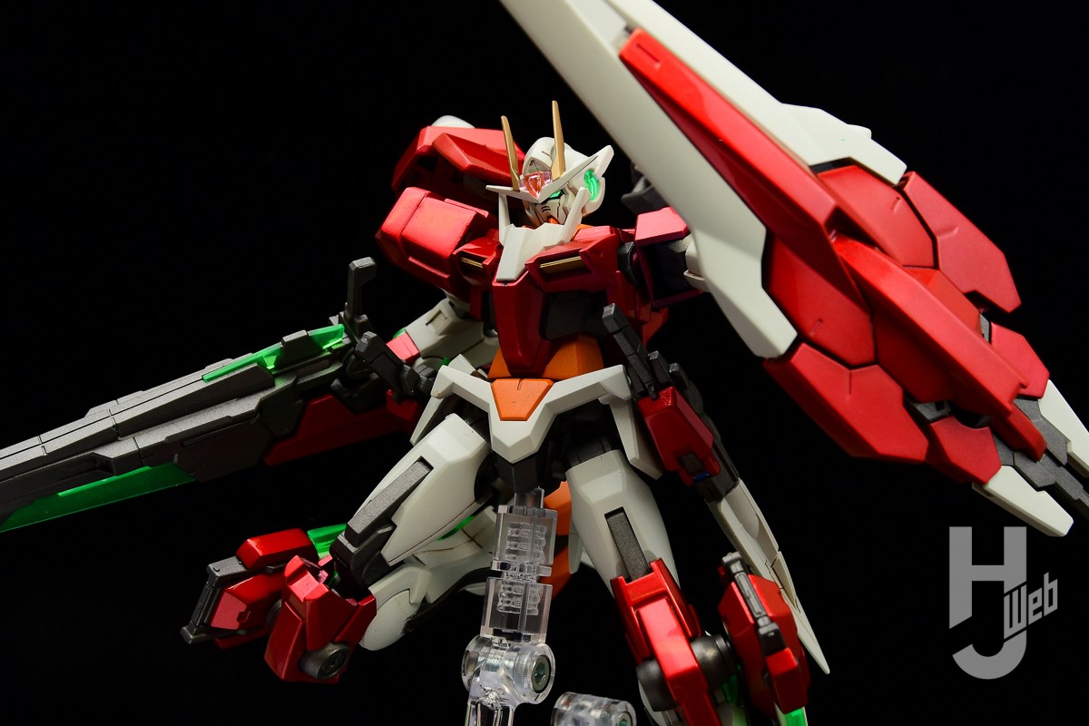 GX クリアルージュ」でカッコいいメタリックレッドをきめる！「HG