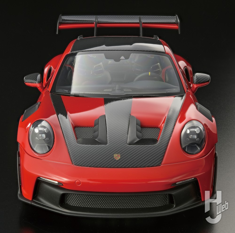 タミヤの新作キット「ポルシェ 911 GT3 RS（992）」をキットレビュー