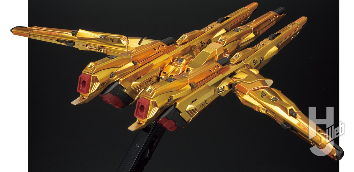 RGアカツキ（オオワシ装備）」＆「シラヌイパック」をメッキを活かした