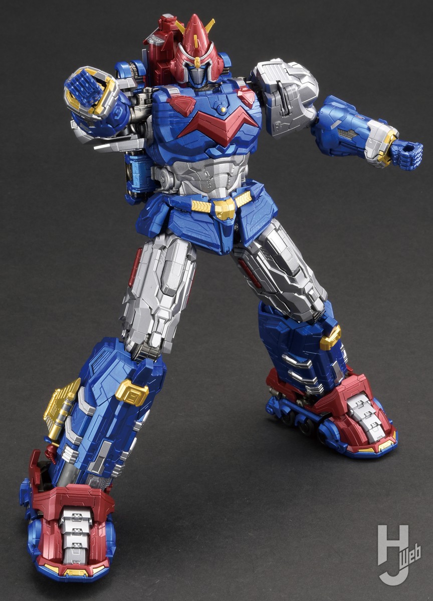 超合金魂 VOLTES V」の商品仕様を彩色済みテストショットでお届け