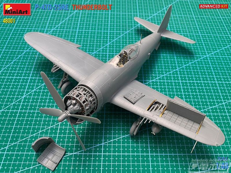 米軍の戦闘機「P-47D-25REサンダーボルト」をウクライナのミニアートが