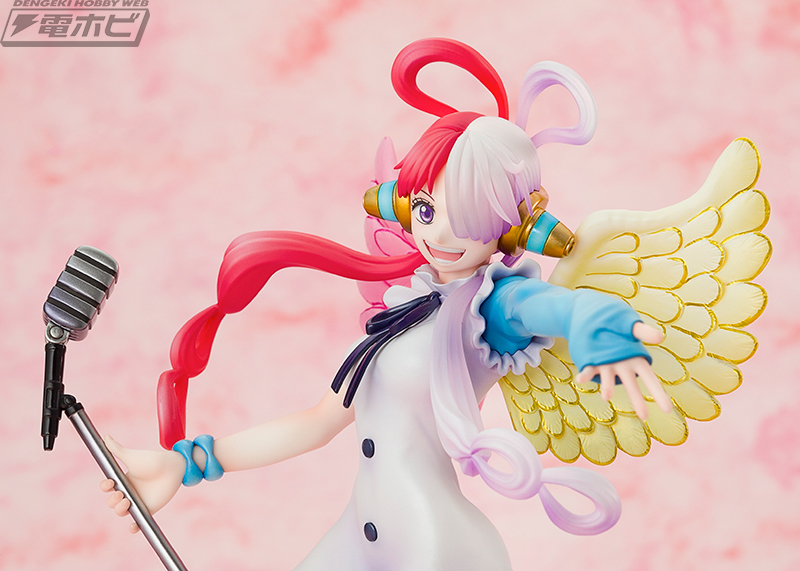 ONE PIECE FILM RED』ウタが作中でもおなじみの衣装に身を包み