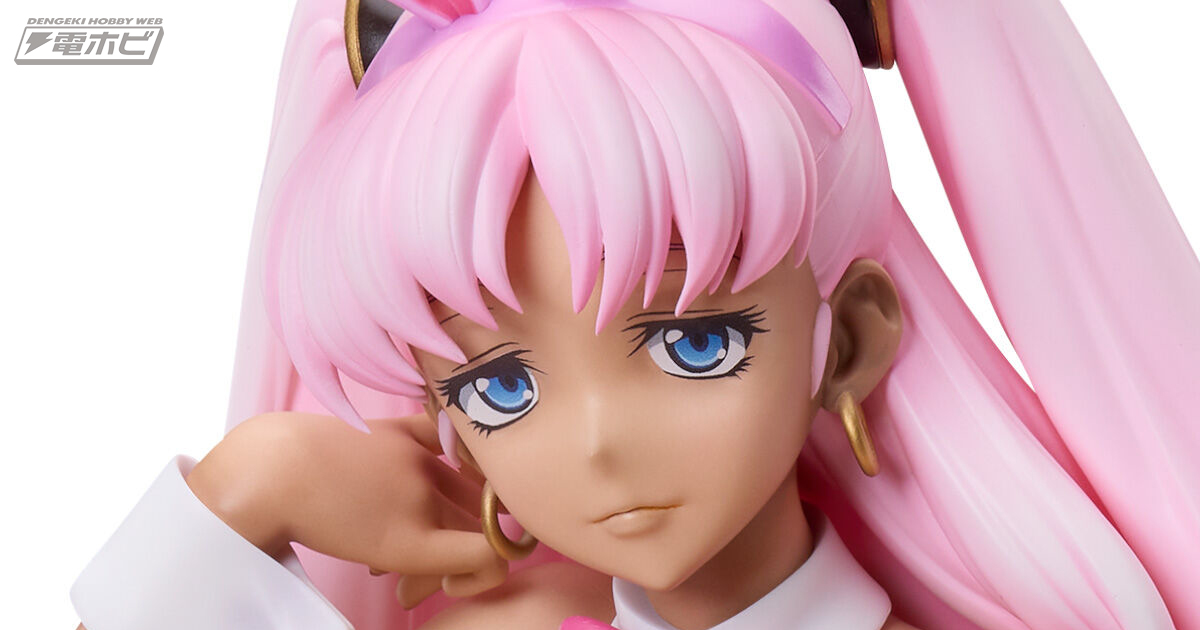 褐色ボディが映えるピンクのバニー姿に釘付け！『コードギアス 奪還の