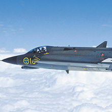 501SQ「RF-4EJ ファントムII」退役記念塗装機が1/48スケールラインでも