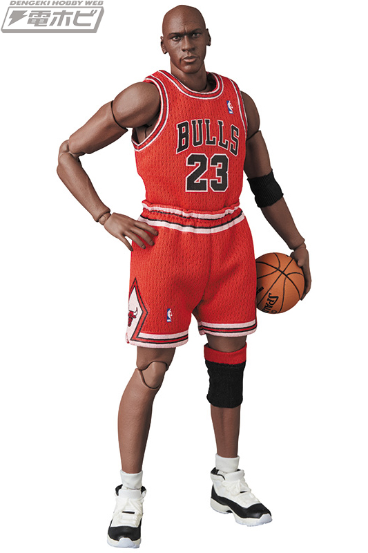 NBAのスーパースター！「マイケル・ジョーダン」がアクション