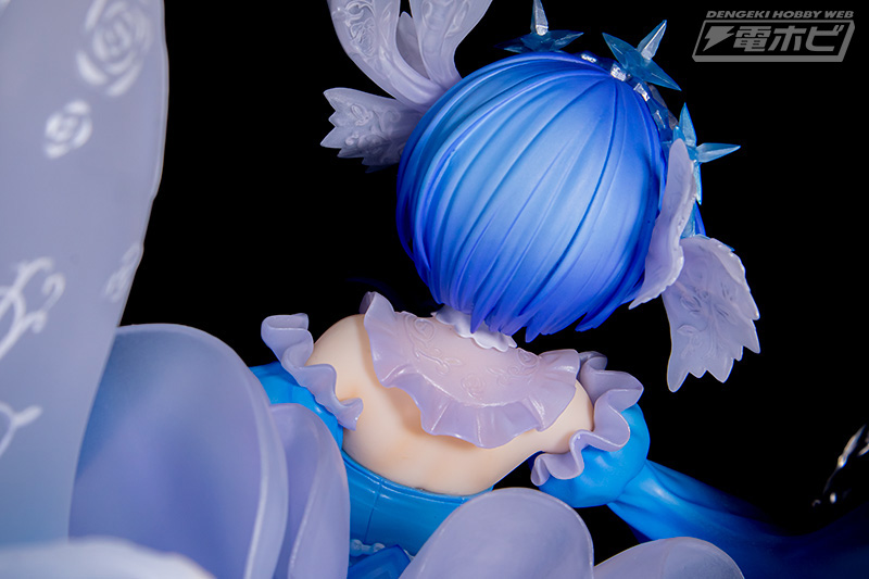 氷の結晶に舞い降りた神秘的かつ幻想的なレムが立体化！渋スク