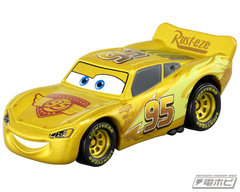 映画『カーズ』のトミカ3種が「ライトニング・マックィーンデイ2021