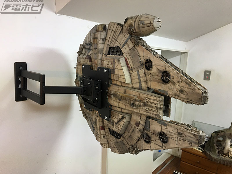 えほん作家がデアゴスティーニの「1/43ミレニアム・ファルコン」を全