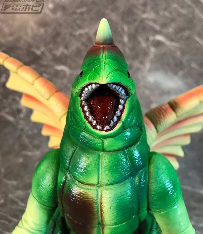 楳図かずおのコミカライズ版『ウルトラマン』より、「彗星怪獣 ドラコ