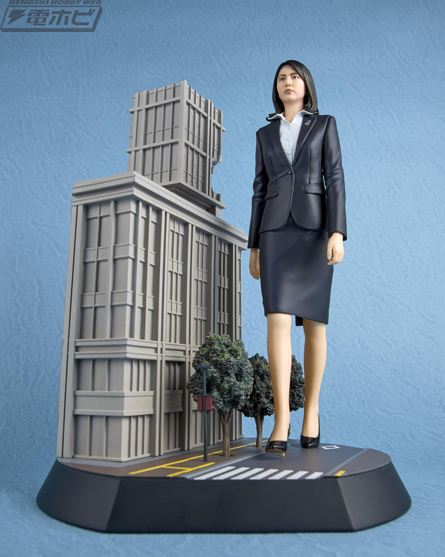 シン・ウルトラマン』長澤まさみさん演じる浅見弘子が巨大化した姿の