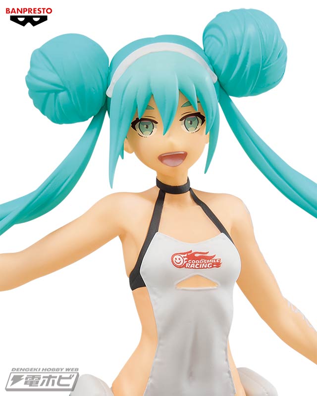 2022年版のレーシングミクがTropical Maid（トロピカルメイド）Ver.で