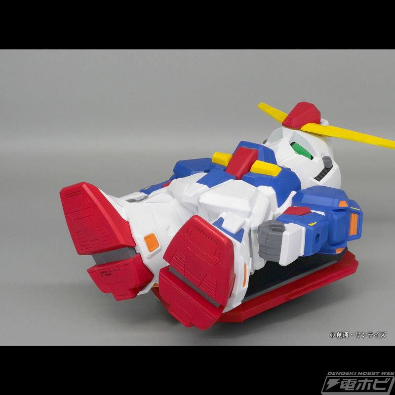 機動戦士Zガンダム』ZガンダムがジャンボソフビフィギュアSDシリーズに