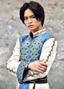 兵頭功海、「騎士竜戦隊」の新キャラ・リュウソウゴールド役決定…6