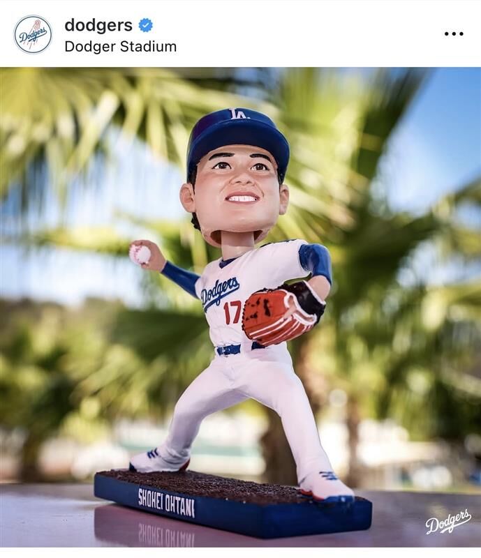 デイブ・ロバーツ ボブルヘッド フィギュア ドジャース アメリカ LA