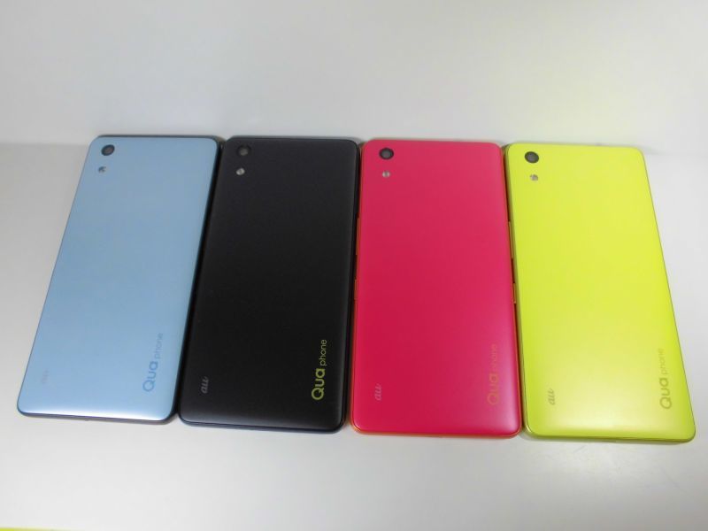 au KYV44 Qua phone QZ モックアップ 4色セット