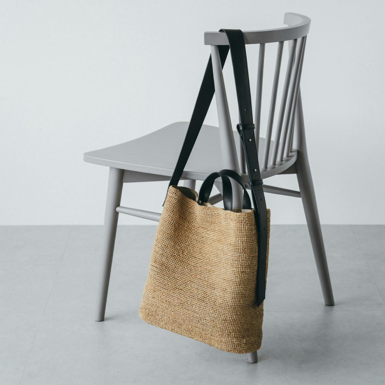 新商品】品よく、たっぷり。大人気シリーズに「ラフィアのショルダー