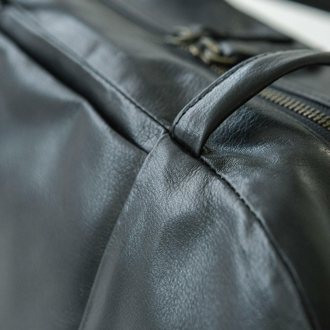 がんばりどきも私らしく」一田憲子さんとつくったラウンドレザーバッグ