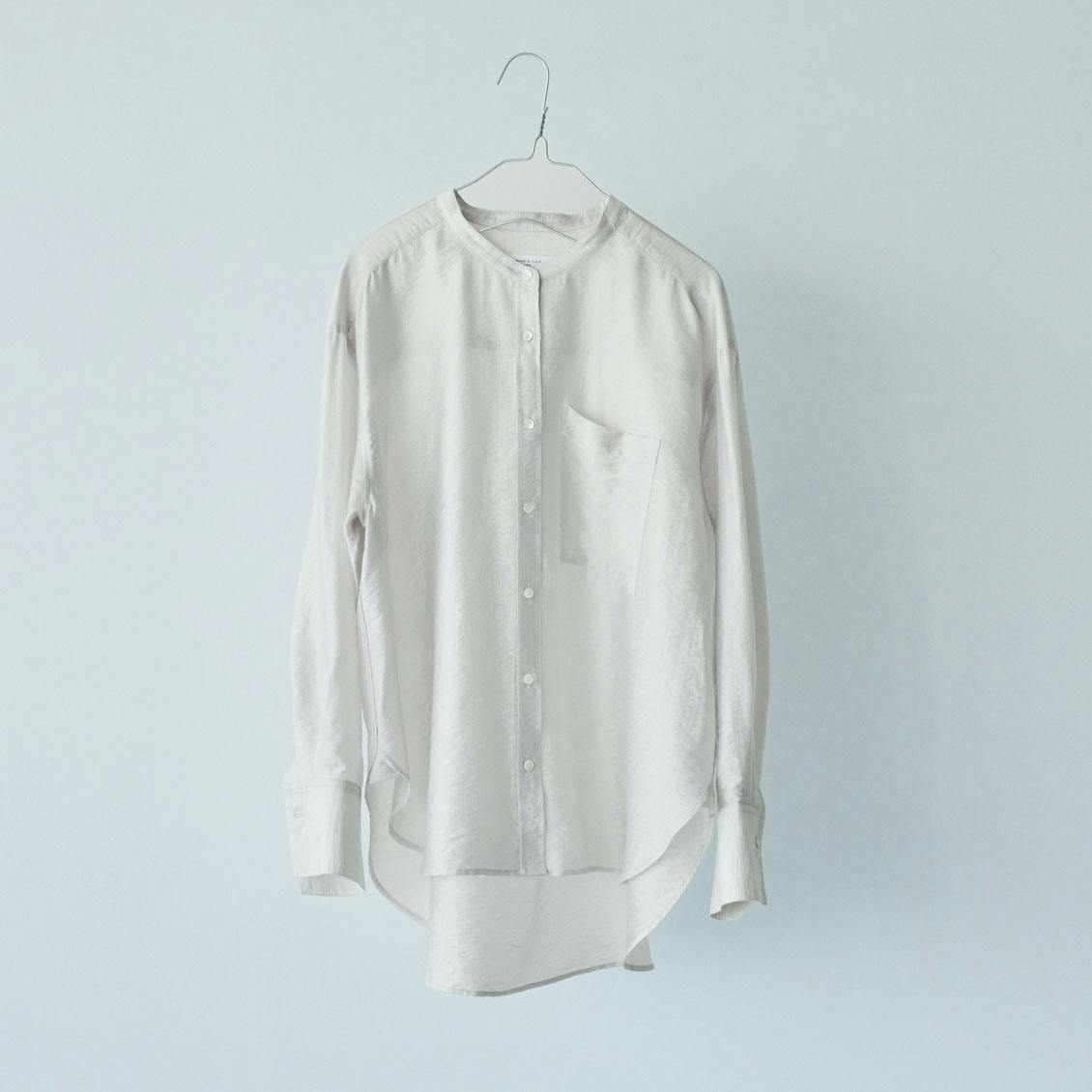 とろんと光って揺れる」程よくシアーな羽織りブラウス - 北欧、暮らし