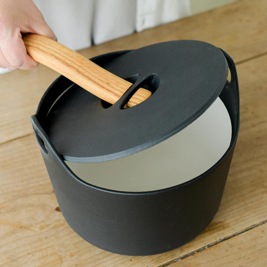 iittala /イッタラ / Sarpaneva / サルパネヴァ / キャセロール（鍋