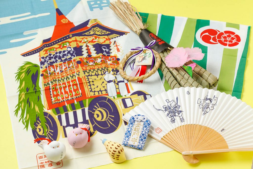 ご利益満載の授与品に、絶品おやつも。京都・祇園祭の限定アイテムたち