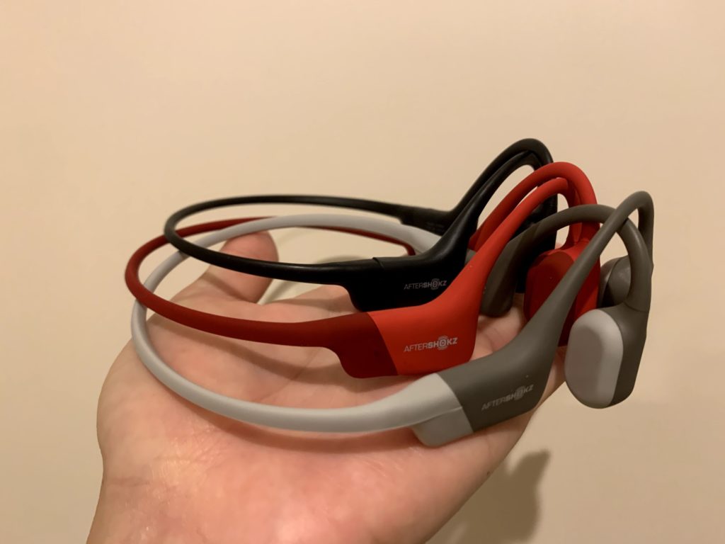 骨伝導イヤホンAfterShokz AEROPEX レビュー・通話も完璧！