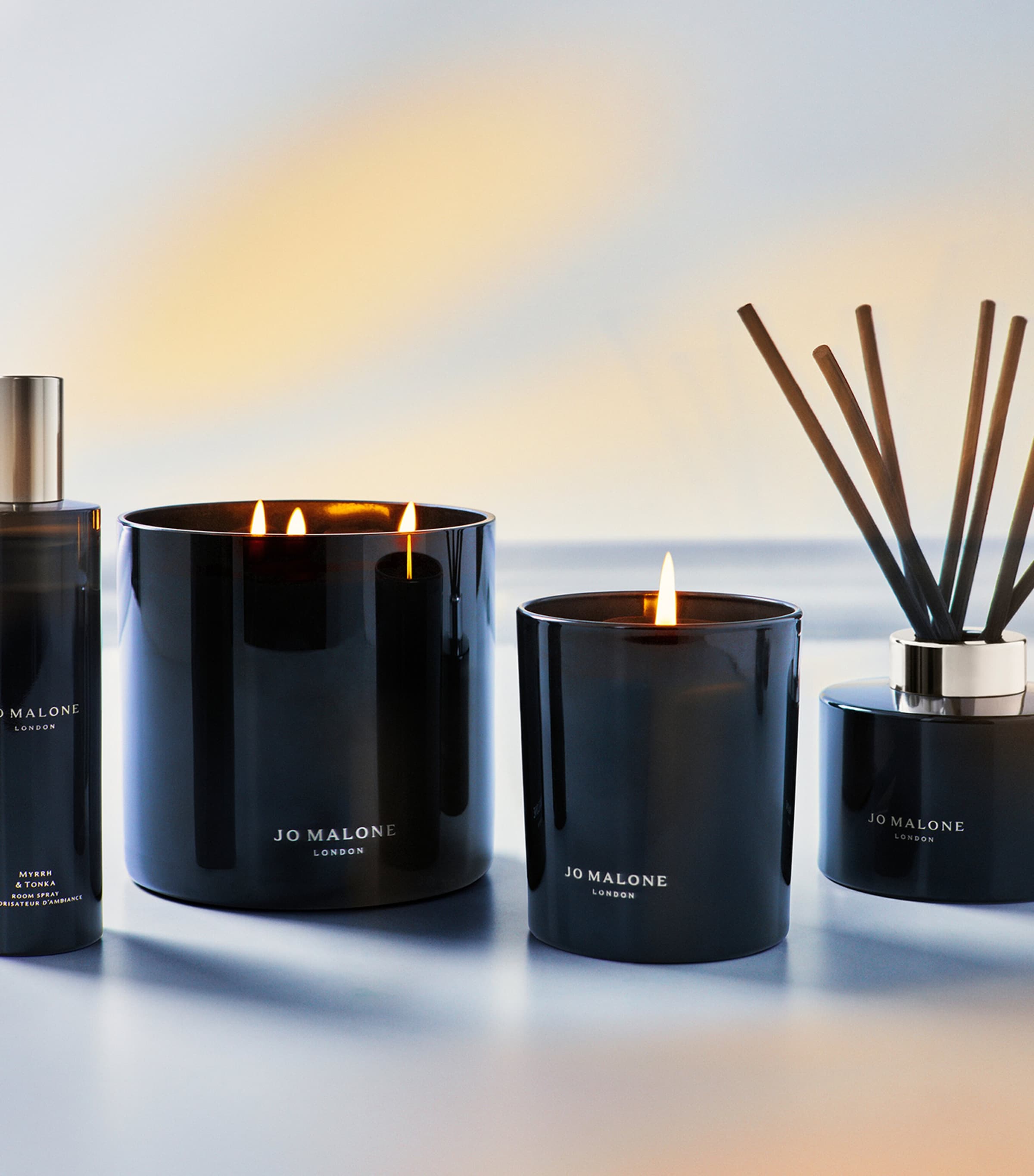 Jo Malone London Velvet Rose & Oud Candle (600g) | Harrods US