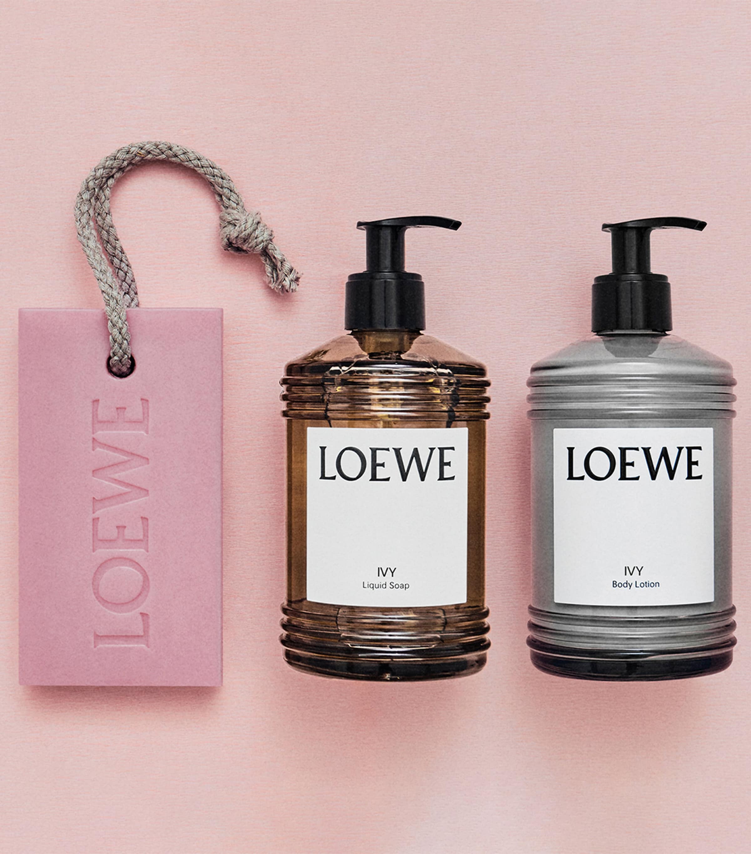 LOEWE Ivy Liquid Soap (360ml) | Harrods VE