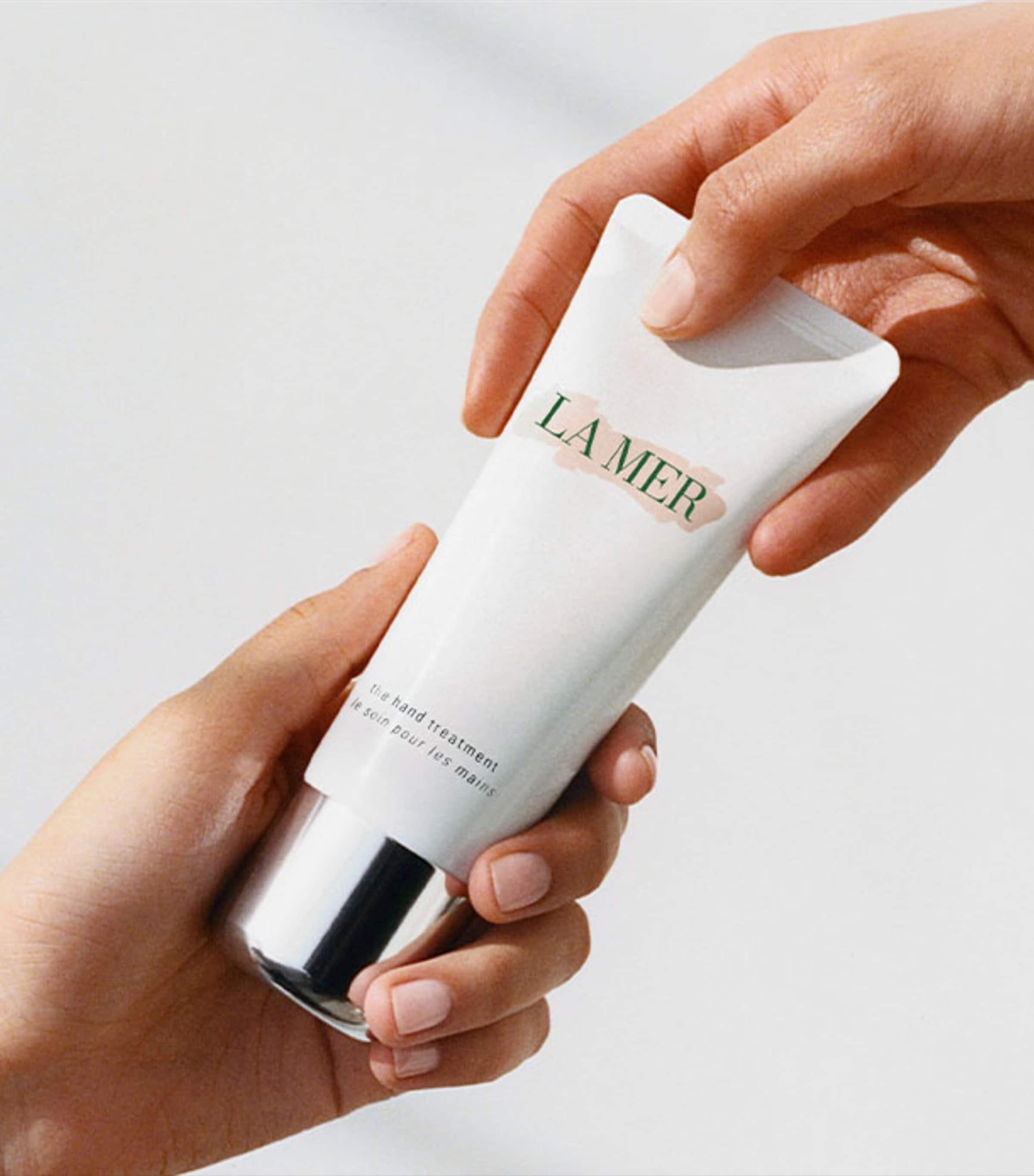 La Mer The Hand Treatment (100ml) | Harrods UK