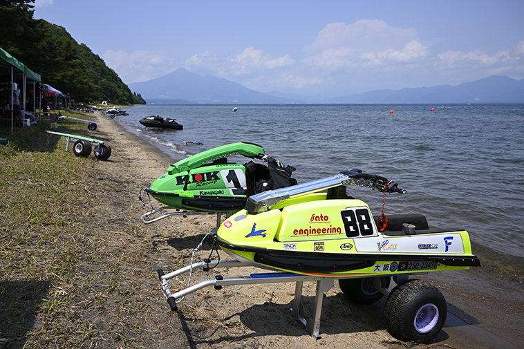 ヴィンテージ】JS 550を乗りやすくクイックに｜SE-SPEED MAGICフロント