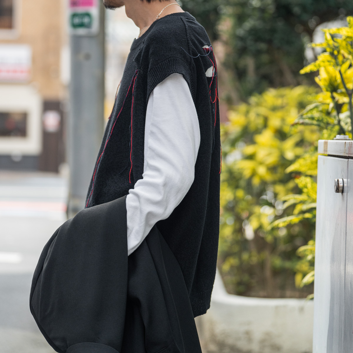 YOHJI YAMAMOTO ダメージニットベスト | HUES 福岡セレクトショップ