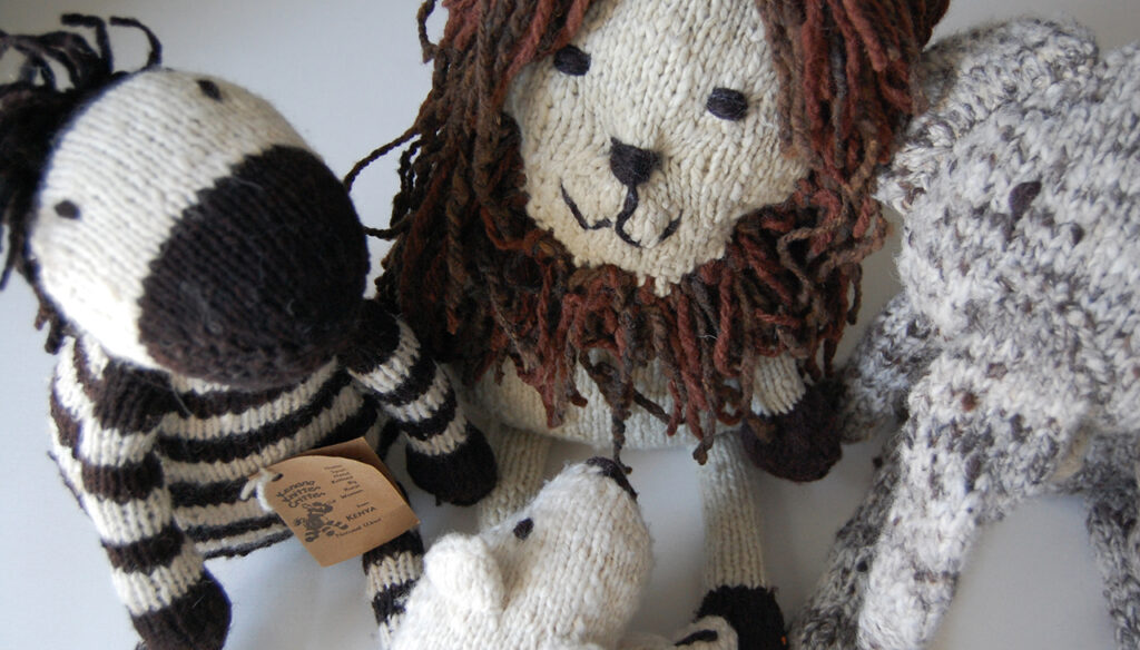 集まれケナナニッターズ！大人も魅了する手編みニットの愛くるしい編み